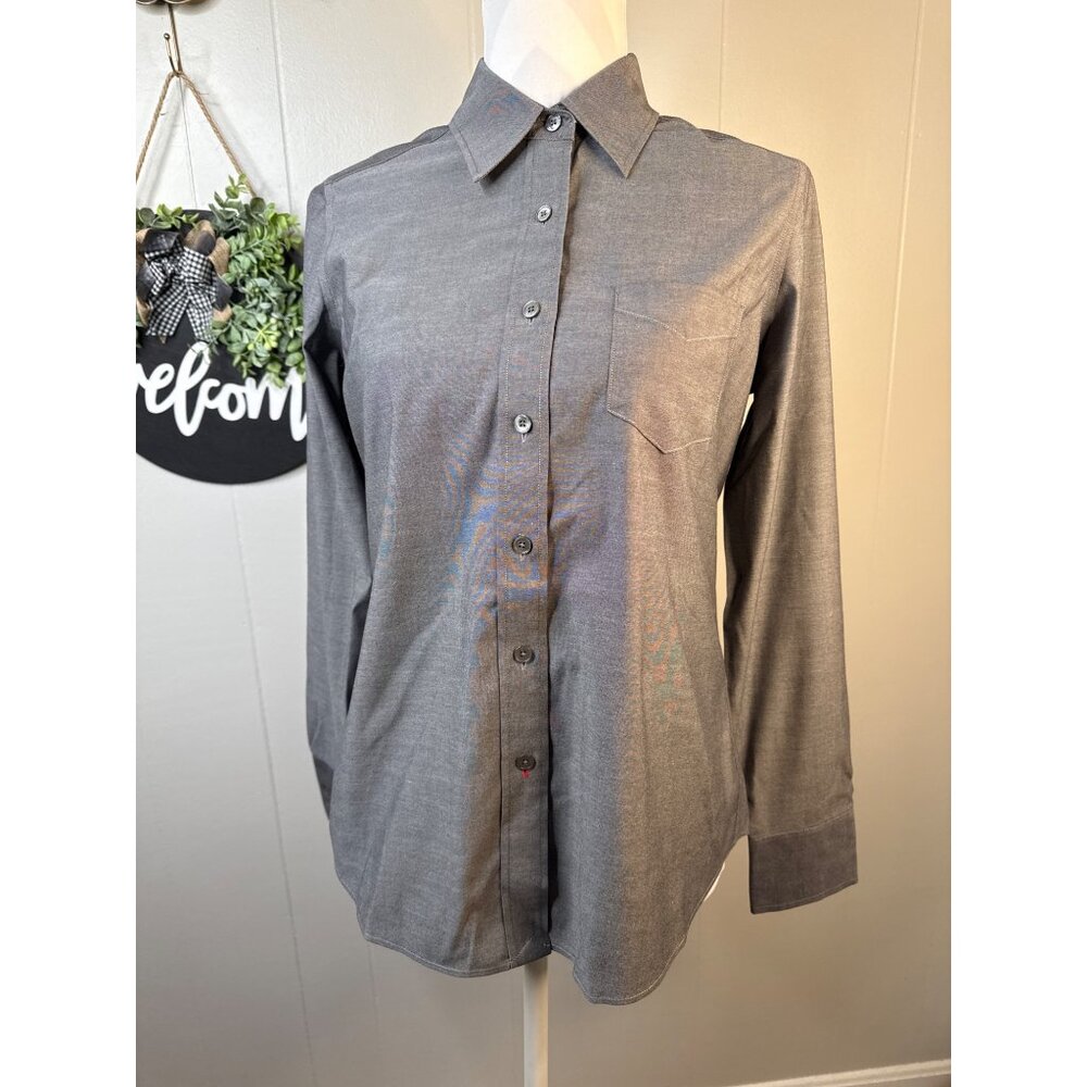 Paperwhite Gray Button-Up Long-Sleeve Shirt Womens Size 8